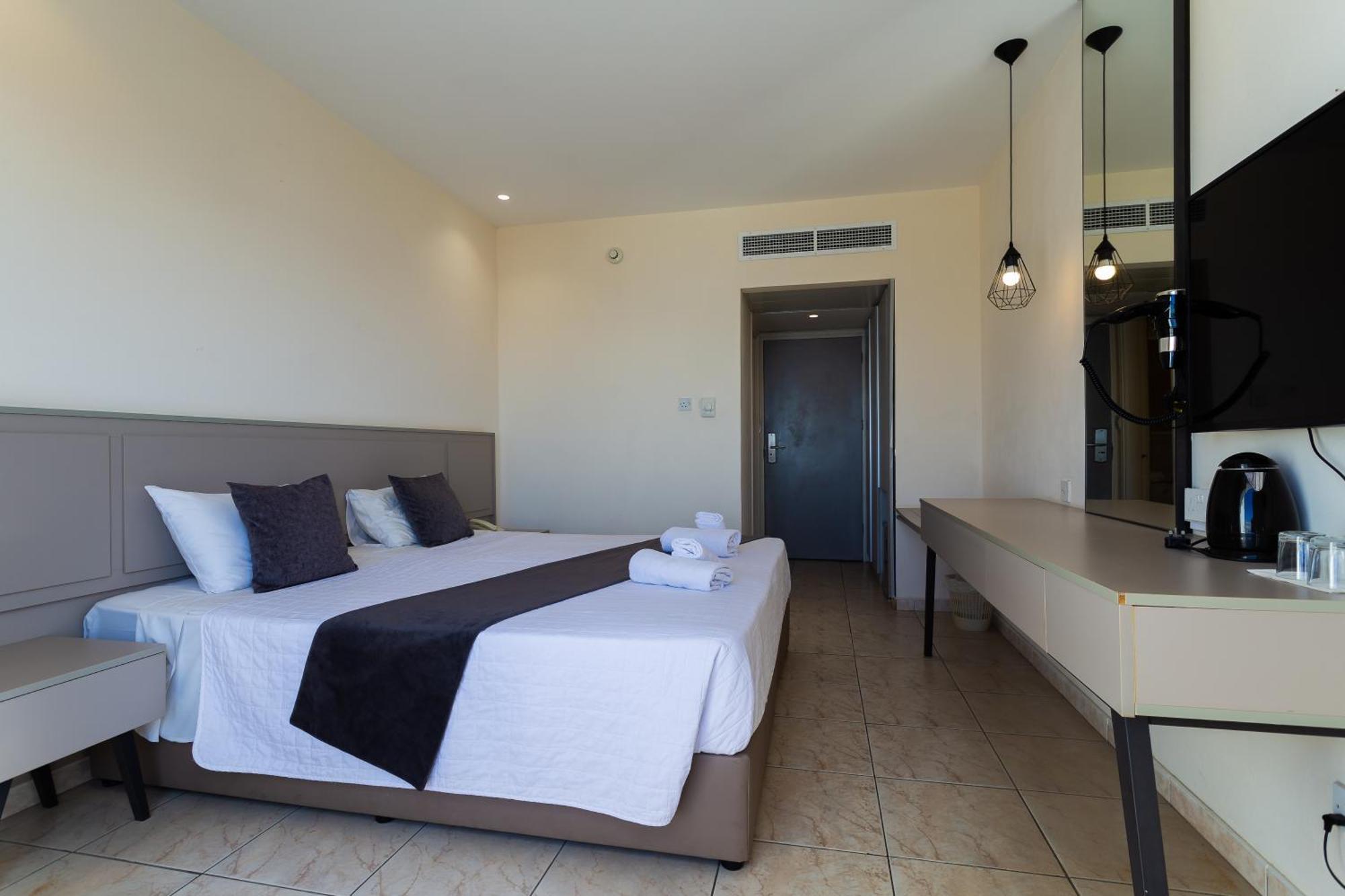 Piere - Anne Beach Hotel Ayia Napa Exteriér fotografie