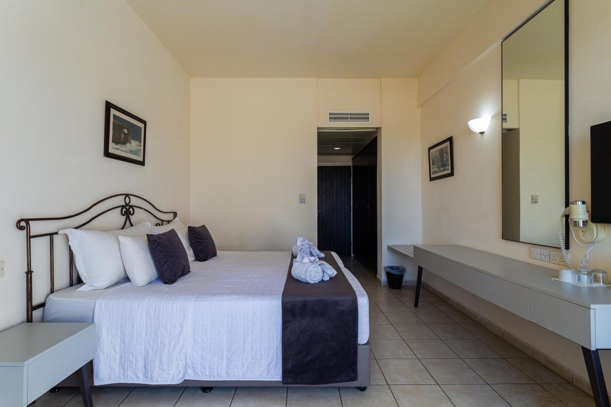 Piere - Anne Beach Hotel Ayia Napa Exteriér fotografie